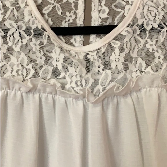 Lace Sleeve Ruffle Top - Picture 2 of 2